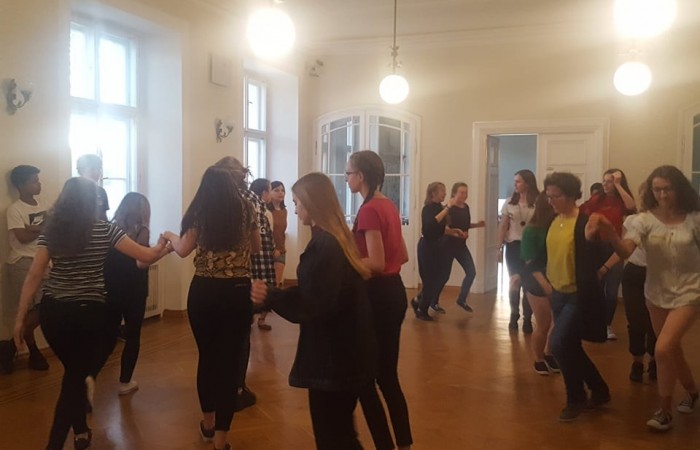 62007525_547743515757824_5626105178609418240_n