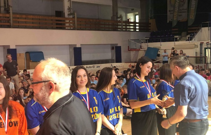 received_2483875991636577