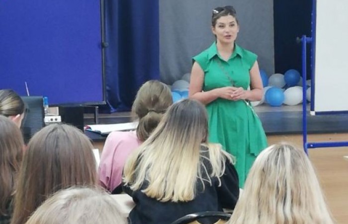 spotkanie-z-absolwentem-joanna-kwiecien-czernicka